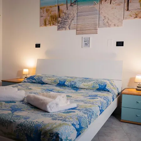 Aigua De Mar Bed & Breakfast