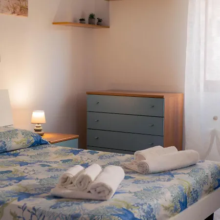 Aigua De Mar Bed & Breakfast *